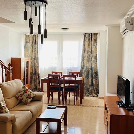 Holiday With A Sea View Torrevieja Luaran gambar