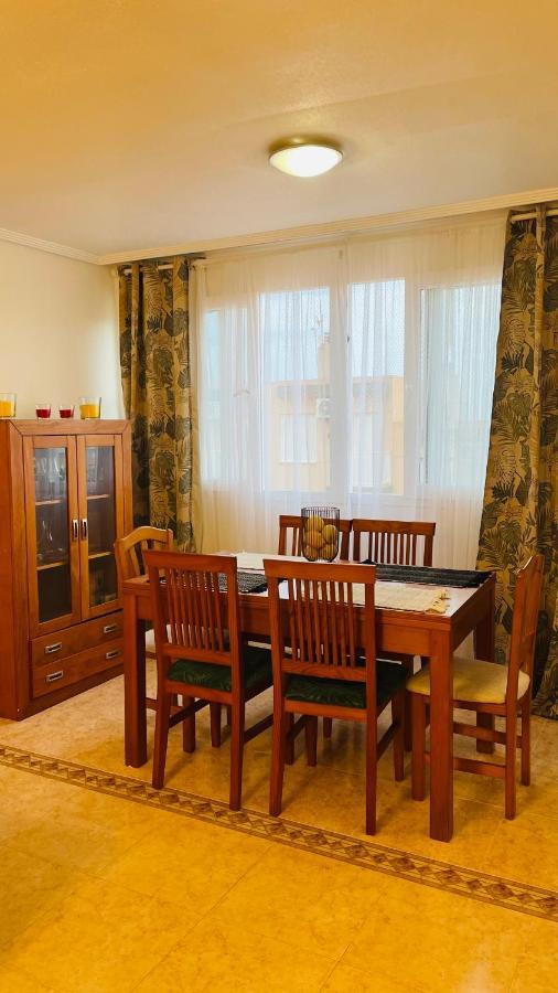 Holiday With A Sea View Torrevieja Luaran gambar
